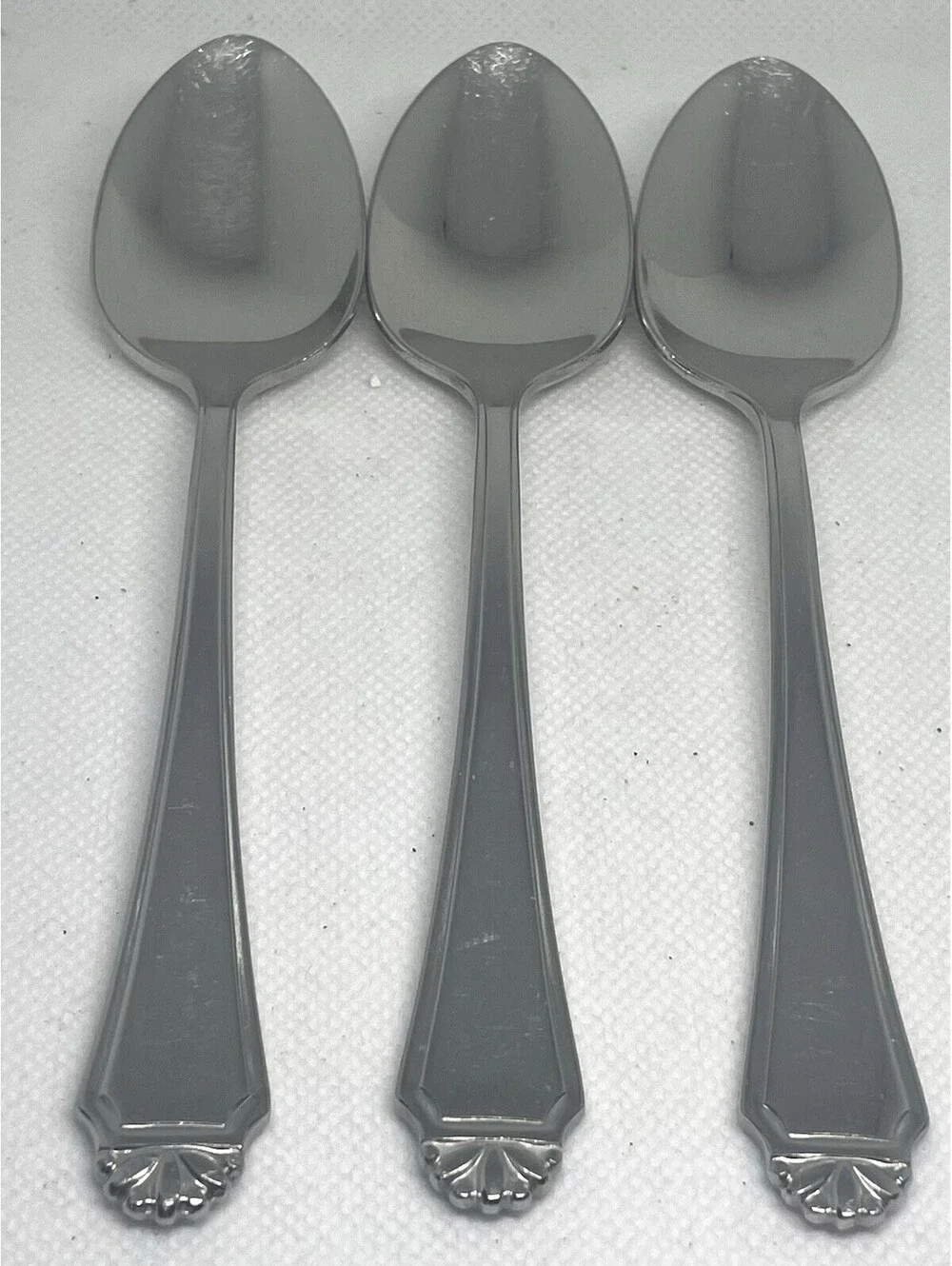 (3) Oneida Cube HENLEY Stainless Teaspoon Lot ~ 6 1/8”